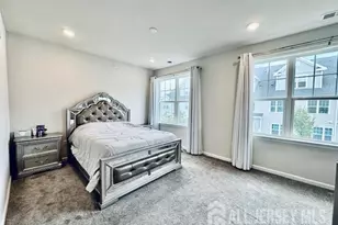 803 Greenland Square, Highland Park, NJ 08904 - Photo 13