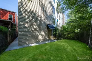 67 Virginia Ave, Jersey City, NJ 07304 - Photo 23
