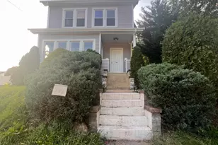 186 Old Rd, Sewaren, NJ 07077 - Photo 1