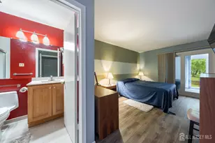 276 Constitution Cir, New Brunswick, NJ 08902 - Photo 15