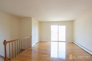 9 Koster Blvd, Edison, NJ 08820 - Photo 3
