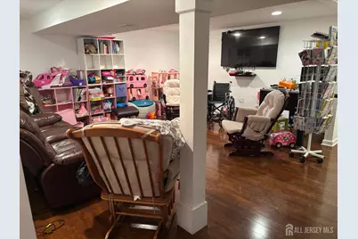 105 Howard Avenue, Edison, NJ 08837 - Photo 35