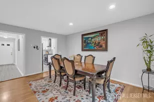 28 Hawthorn Dr, Edison, NJ 08820 - Photo 19