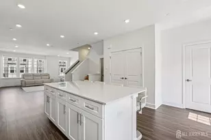 52 Crimson Dr, Manalapan Township, NJ 07726 - Photo 5