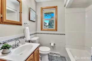 174 Hardenburg Ln, East Brunswick Township, NJ 08850 - Photo 17