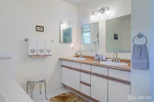 4 Jeana Ct, Monroe Township, NJ 08831 - Photo 27