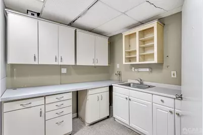 453 Amboy Avenue #1, Woodbridge Township, NJ 07095 - Photo 9