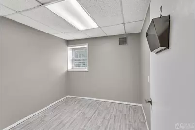 453 Amboy Avenue #2, Woodbridge Township, NJ 07095 - Photo 17