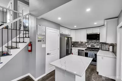 865 Barry Avenue, Perth Amboy, NJ 08861 - Photo 11