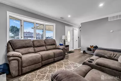 865 Barry Avenue, Perth Amboy, NJ 08861 - Photo 7