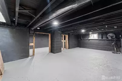 577 S South Avenue S, Dunellen, NJ 08812 - Photo 29