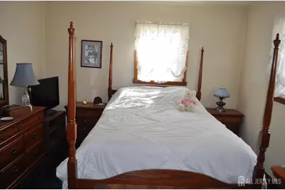 30 Overlook Terrace, Fords, NJ 08863 - Photo 17