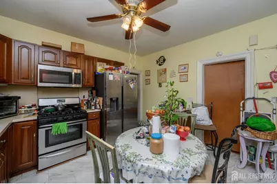 275 19th Avenue, Paterson, NJ 07504 - Photo 37