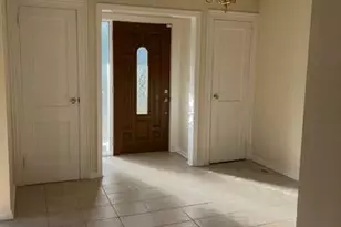 134 Tingley Ln, Edison, NJ 08820 - Photo 5