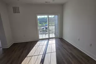 28211 Radford Ct, Monroe Township, NJ 08831 - Photo 11