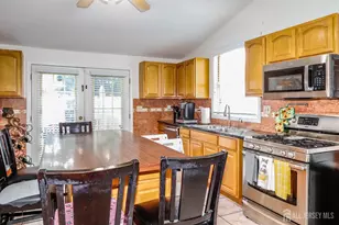 76 Daniel St, Carteret, NJ 07008 - Photo 13