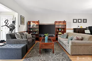 78 Albury Way, North Brunswick Township, NJ 08902 - Photo 11