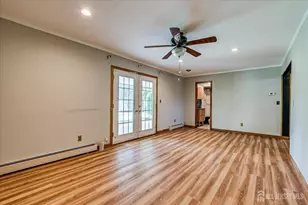 525 Pleasant Ave, Piscataway Township, NJ 08854 - Photo 21