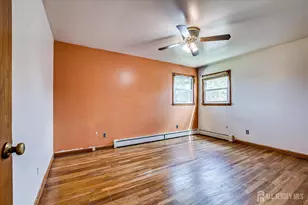 525 Pleasant Ave, Piscataway Township, NJ 08854 - Photo 13