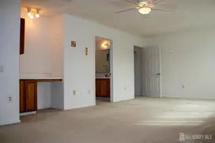 267 Nighthawk Dr, Monroe Township, NJ 08831 - Photo 27