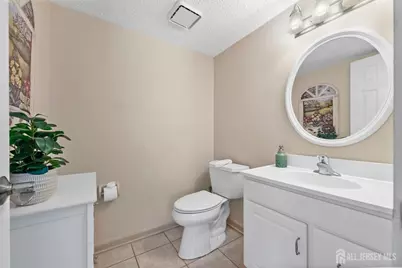 18 Westgate Drive, Edison, NJ 08820 - Photo 11