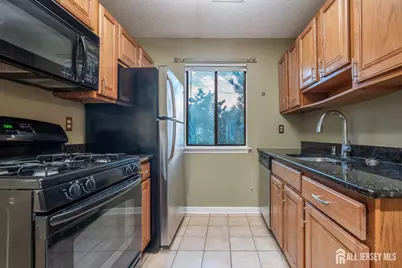 54 Gate House Lane, Edison, NJ 08820 - Photo 3