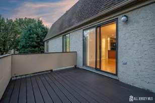 54 Gate House Ln, Edison, NJ 08820 - Photo 19