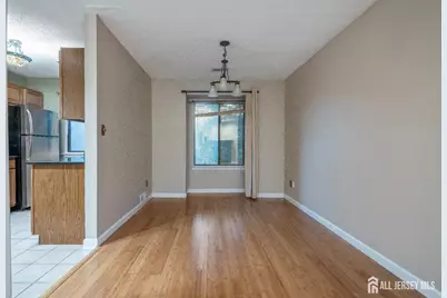 54 Gate House Lane, Edison, NJ 08820 - Photo 5