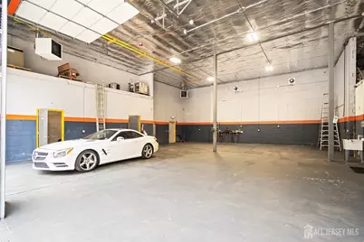 1965 35 Route, Sayreville, NJ 08871 - Photo 3