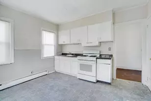 189 N Broadway Street N, South Amboy, NJ 08879 - Photo 5