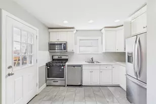 27 Forrest St, Iselin, NJ 08830 - Photo 11