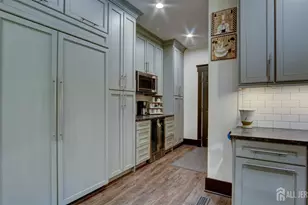 119 Broadway Rd, South Brunswick Township, NJ 08512 - Photo 11