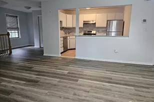 604 Woodhaven Dr, Edison, NJ 08817 - Photo 9