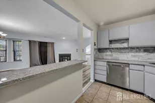 604 Woodhaven Dr, Edison, NJ 08817 - Photo 15