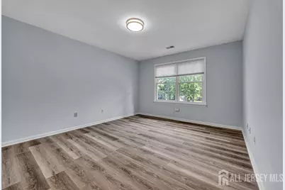 604 Woodhaven Drive, Edison, NJ 08817 - Photo 21