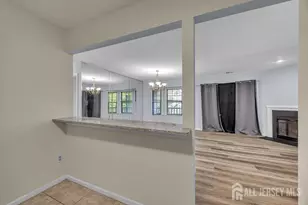 604 Woodhaven Dr, Edison, NJ 08817 - Photo 37