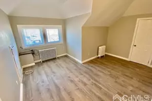 62 W Railroad Ave, Jamesburg, NJ 08831 - Photo 9