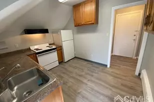 62 W Railroad Ave, Jamesburg, NJ 08831 - Photo 17