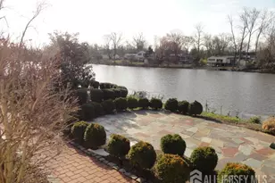 45 N Lakeside Dr, Piscataway Township, NJ 08854 - Photo 7