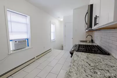 28 Union Street, Carteret, NJ 07008 - Photo 13