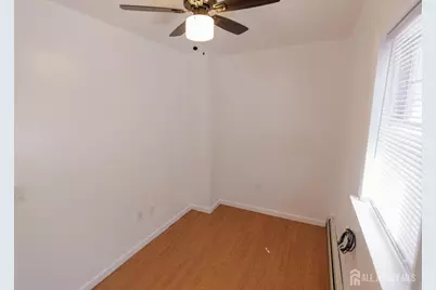 28 Union Street, Carteret, NJ 07008 - Photo 11