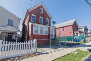 28 Union St, Carteret, NJ 07008 - Photo 1