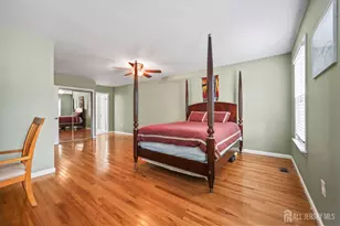 27 Martin Van Buren Dr, Monroe Township, NJ 08831 - Photo 23