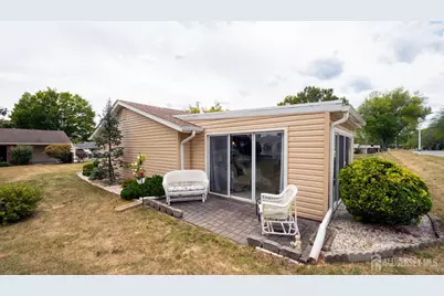 169 Laurel Plaza #C, Monroe Township, NJ 08831 - Photo 15