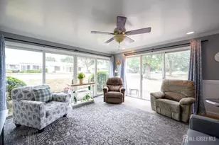 169 Laurel Plaza, Monroe Township, NJ 08831 - Photo 7