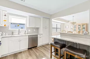 11 Marie Ln, Edison, NJ 08817 - Photo 3