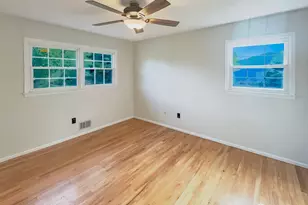 21 Buck Rd, East Brunswick Township, NJ 08816 - Photo 5