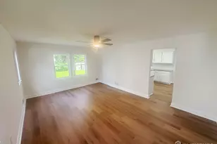 24 Pullman Loop, South Brunswick Township, NJ 08810 - Photo 13