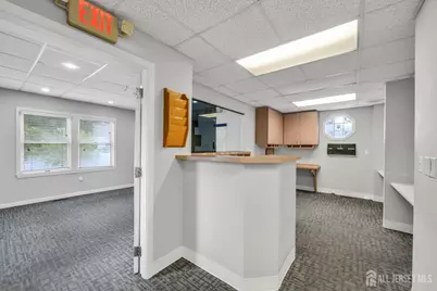 46 E Somerset Street E, Raritan, NJ 08869 - Photo 7