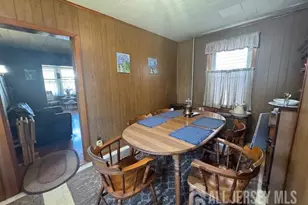 59 Douglas St, Fords, NJ 08863 - Photo 5